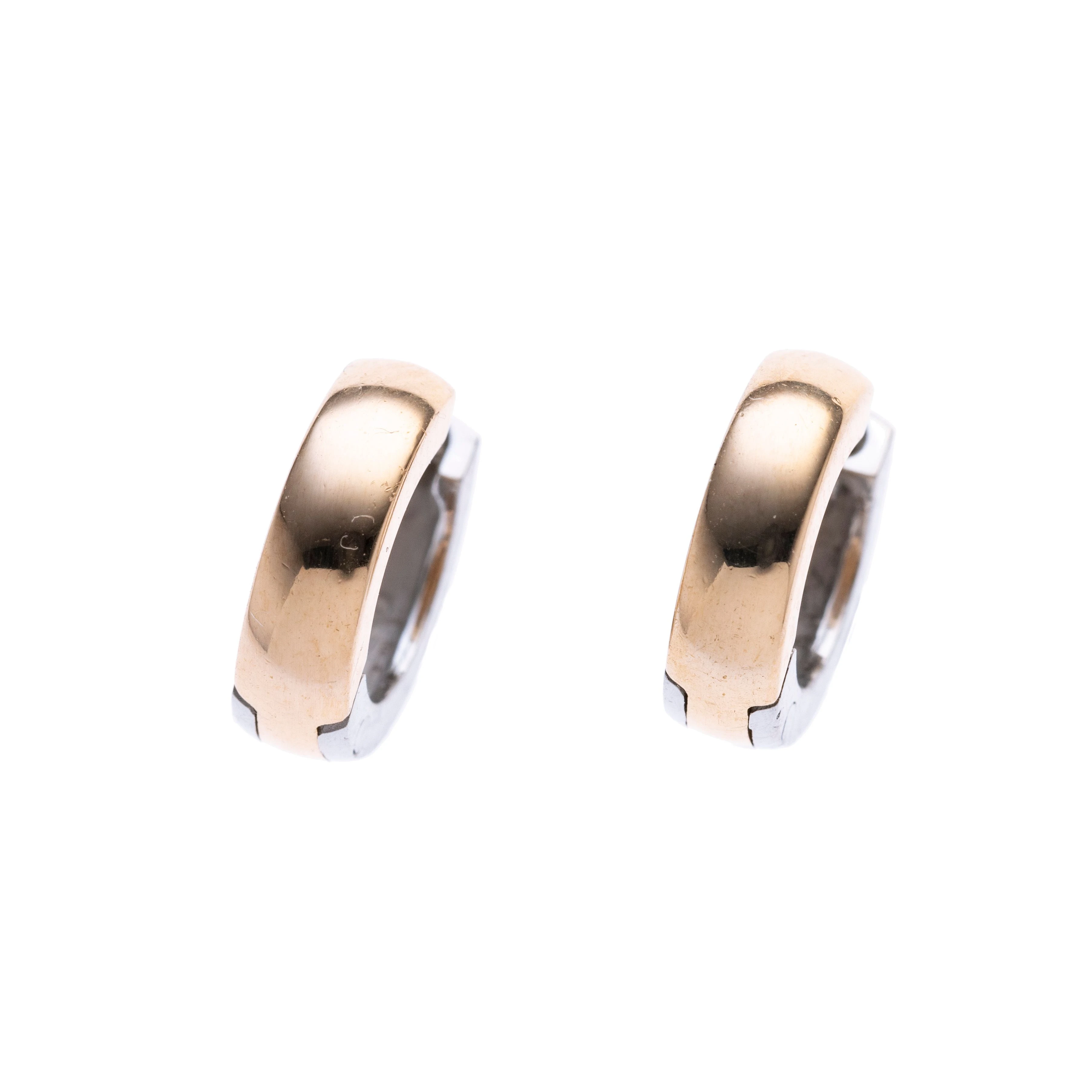 Kleine, schlichte bicolore Creolen, 3,3 mm breit. Durchmesser 10 mm.