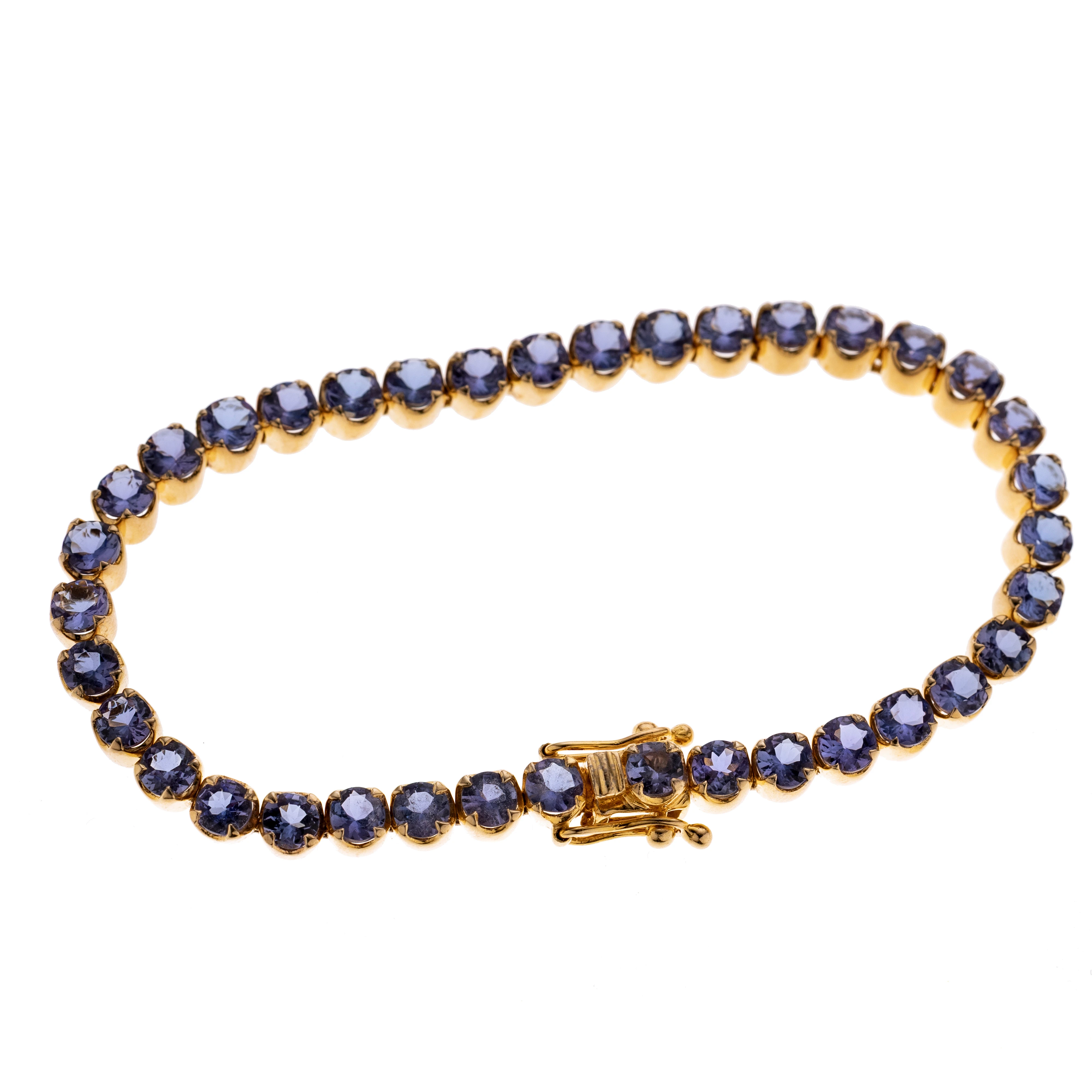 Tennisarmband aus 37 Tansaniten im Sternenschliff. Kastenschloss mit zwei Achtern