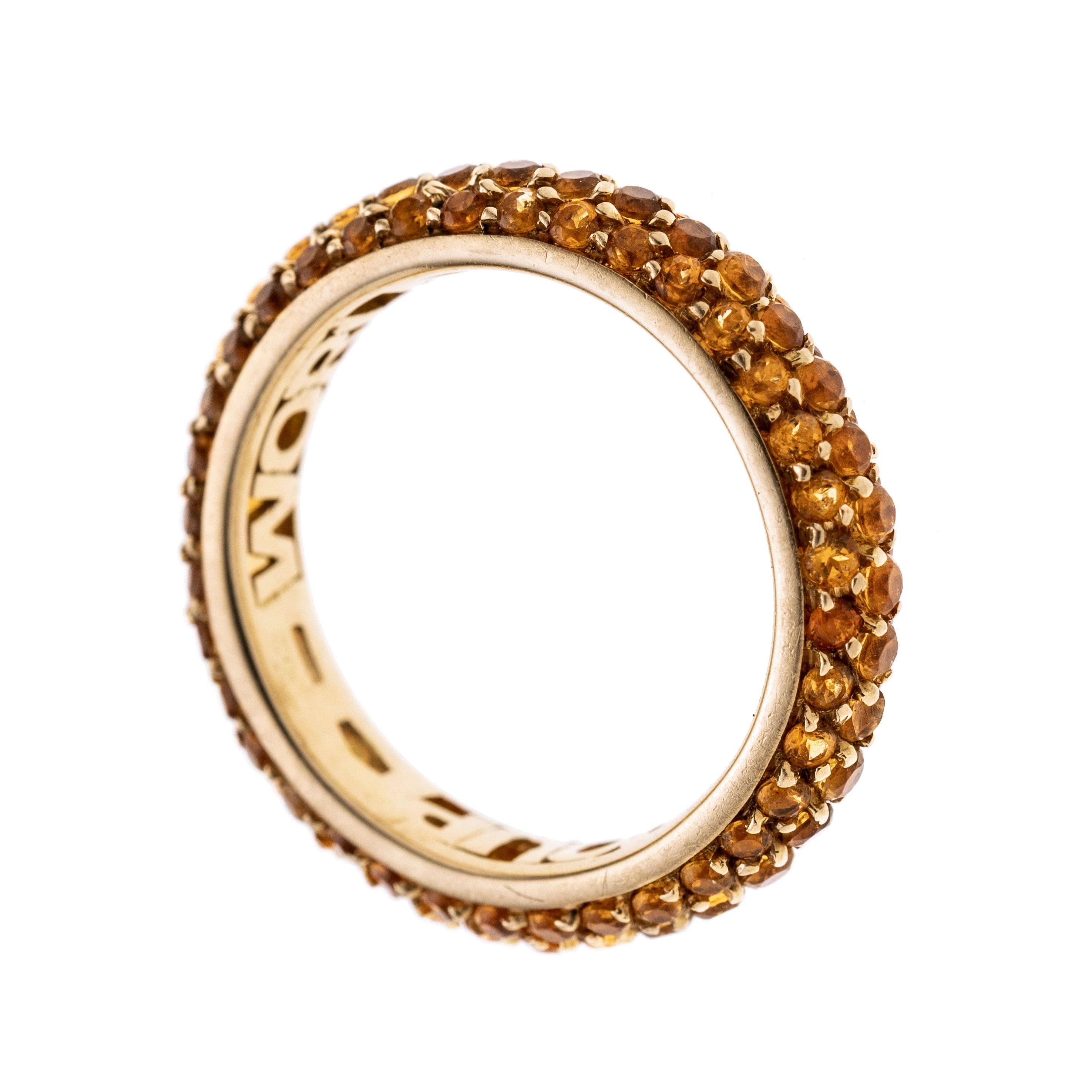 Ein Memoire-Ring besetzt mit Citinen im Brillantschliff. Diamondgroup